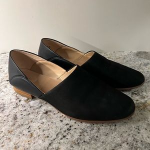 Clarks black flats, Women’s 8.5, TTS. Great quality!